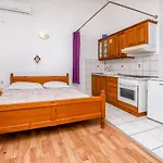 Zdravko * Rogoznica (Sibenik-Knin)