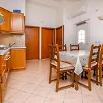 Zdravko Apartment
