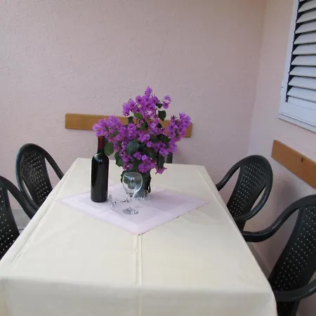 Apartment Zdravko