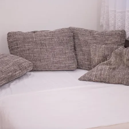 Zdravko * Rogoznica (Sibenik-Knin)