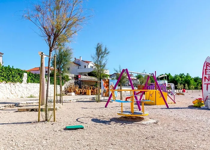 Zdravko * Rogoznica (Sibenik-Knin)